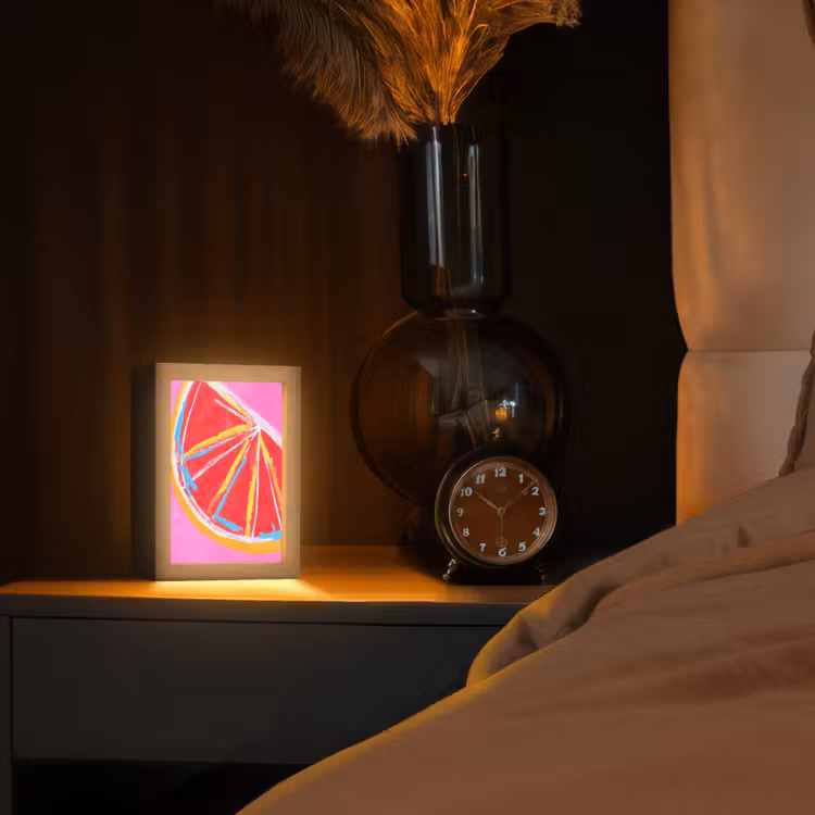 Grapefruit - Geschilderd - Roze - Strepen Light Box met kabel (Tafellamp) klein -sfeer1