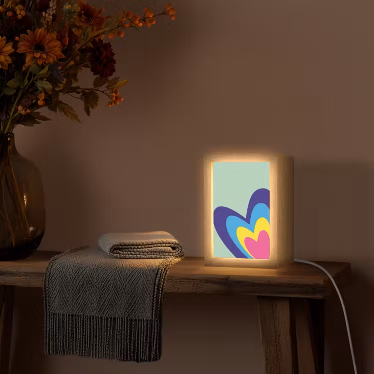 Hartjes - Kleurrijk - Valentijn Light Box met kabel (Tafellamp) klein -sfeer4