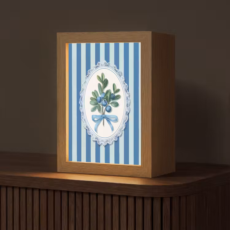 Illustratie - Bessen - Blauw - Strepen Light Box met kabel (Tafellamp) klein -z3d_website