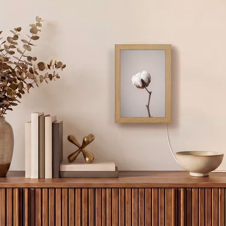 Katoenbol - Minimalistisch - Wit Light Box met kabel (Tafellamp) klein -sfeer2