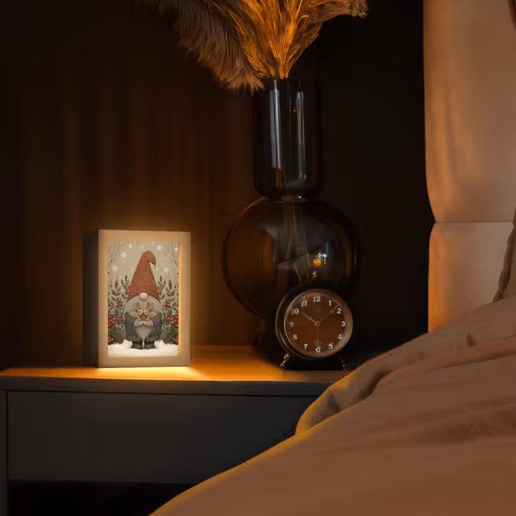 Kerstgnome - Konijntjes - Kleurrijk Light Box met kabel (Tafellamp) klein -sfeer1