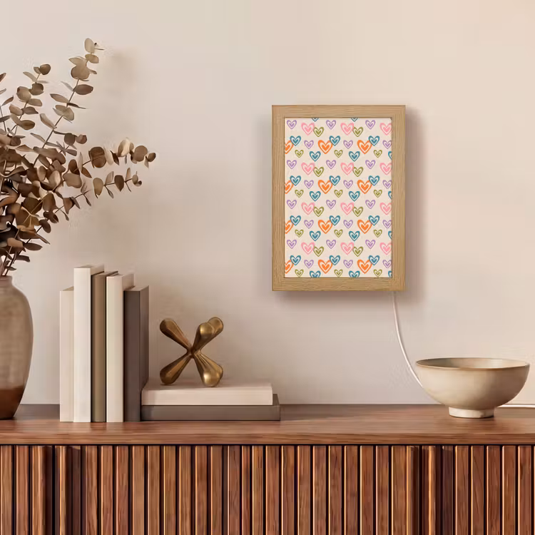 Kleurrijk - Hartjes - Patroon - Beige Light Box met kabel (Tafellamp) klein 925 -sfeer2