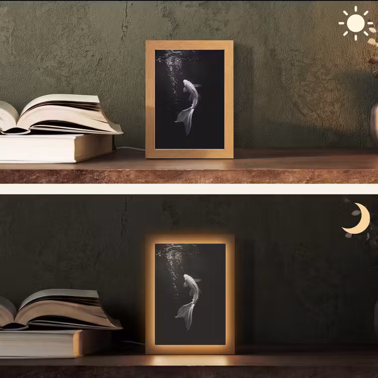 Koi - Vis - Wit - Zwart Light Box met kabel (Tafellamp) klein -sfeer3