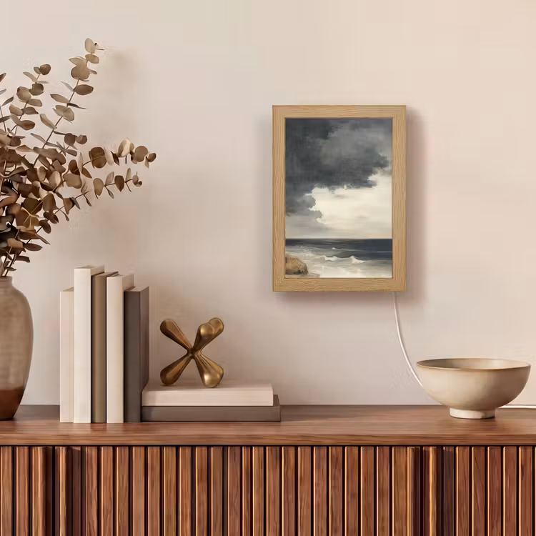 Kust - Golven - Rots - Storm Light Box met kabel (Tafellamp) klein -sfeer2