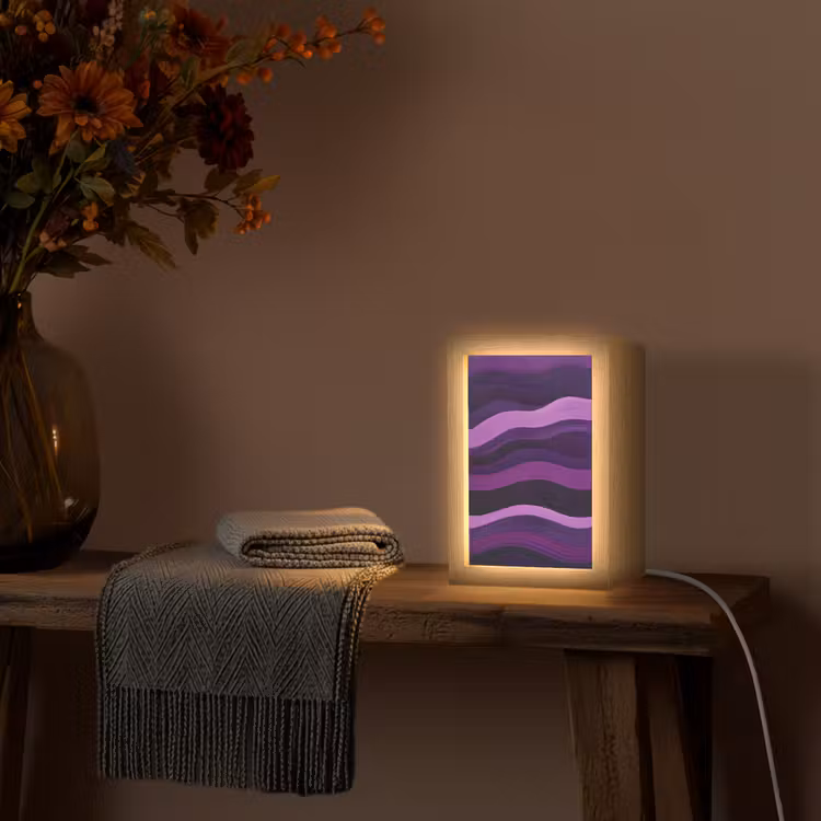 Lijnen - Golven - Paars - Abstract Light Box met kabel (Tafellamp) klein -sfeer4