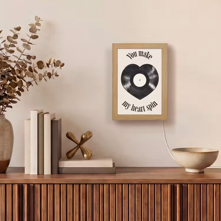 Love - Muziek - Quote Light Box met kabel (Tafellamp) klein -sfeer2