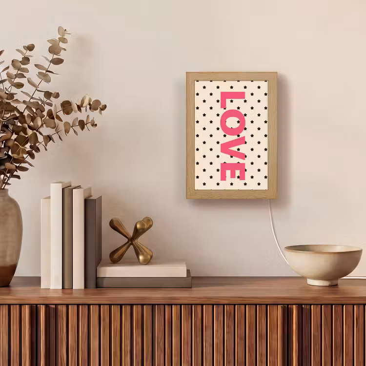 Love - Stippen - Roze Light Box met kabel (Tafellamp) klein -sfeer2