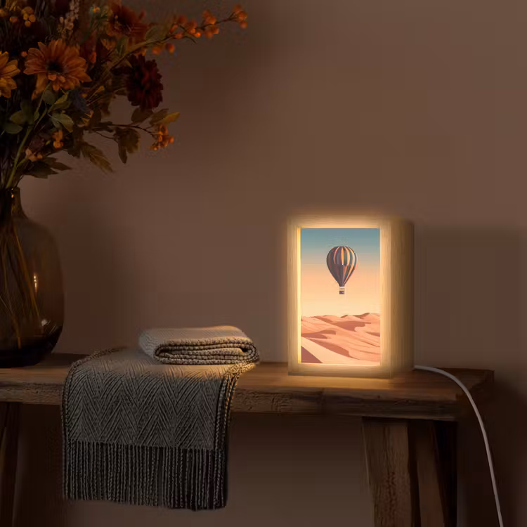 Luchtballon - Woestijn - Zonsondergang - Blauw Light Box met kabel (Tafellamp) klein -sfeer4