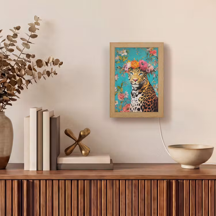 Luipaard - Bloemen - Kroon Light Box met kabel (Tafellamp) klein -sfeer2