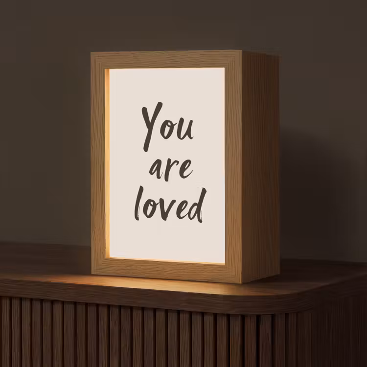 Minimalistisch - Beige - Love Light Box met kabel (Tafellamp) klein -z3d_website