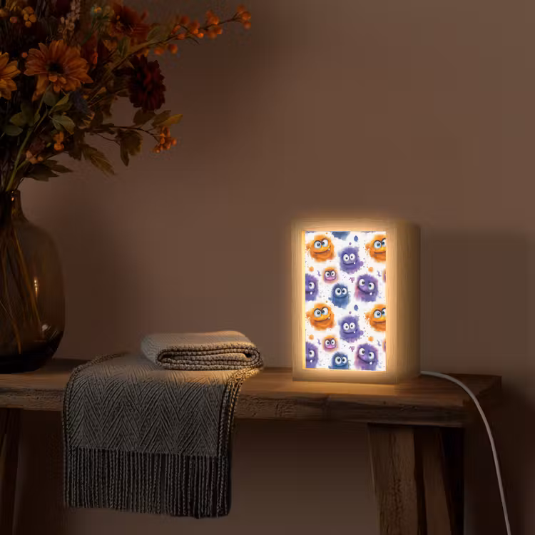 Monstertjes - Aquarel - Kleurrijk Light Box met kabel (Tafellamp) klein 925 -sfeer4