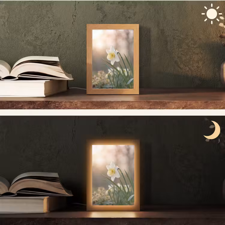 Narcis - Bloem - Minimalistisch Light Box met kabel (Tafellamp) klein -sfeer3