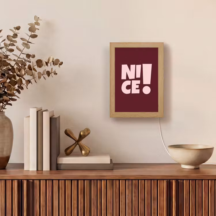 Nice - Uitroepteken - Rood Light Box met kabel (Tafellamp) klein -sfeer2