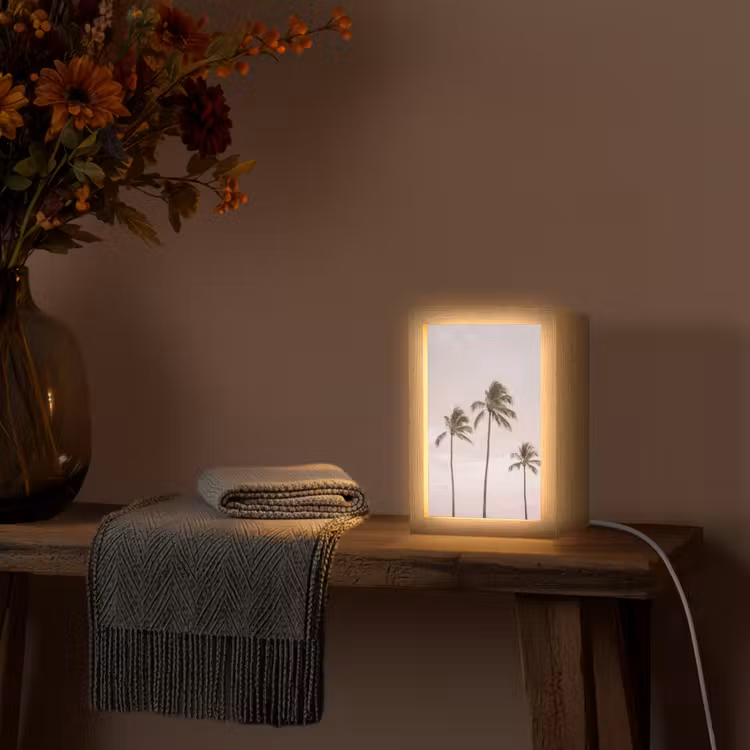 Palmbomen - Zonsondergang - Roze Light Box met kabel (Tafellamp) klein -sfeer4