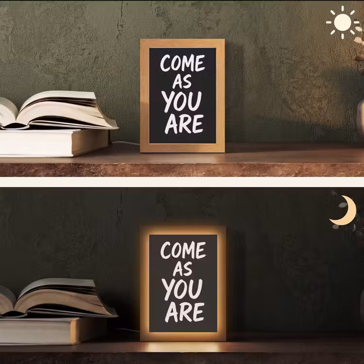 Quote - Zwart - Simpel Light Box met kabel (Tafellamp) klein -sfeer3