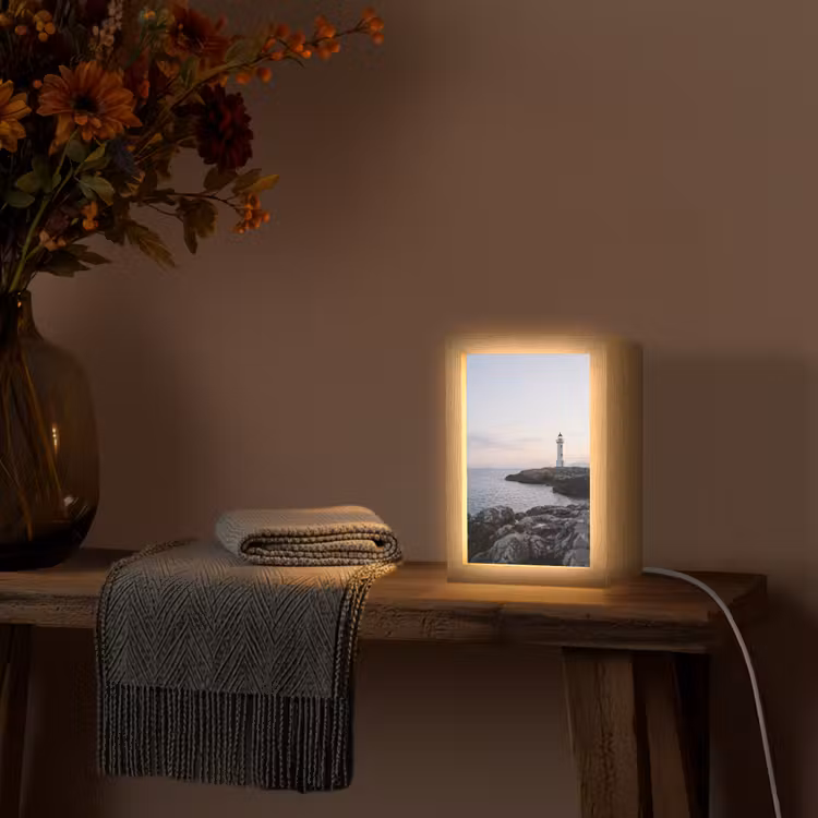 Rotsen - Vuurtoren - Wit Light Box met kabel (Tafellamp) klein -sfeer4