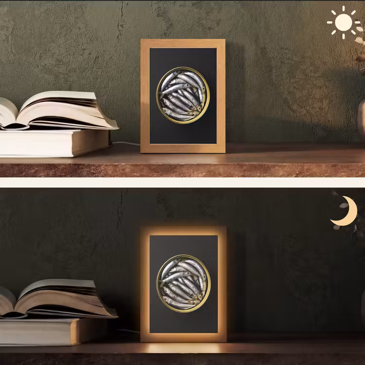 Sardines - Vissen - Rond - Zwart Light Box met kabel (Tafellamp) klein -sfeer3
