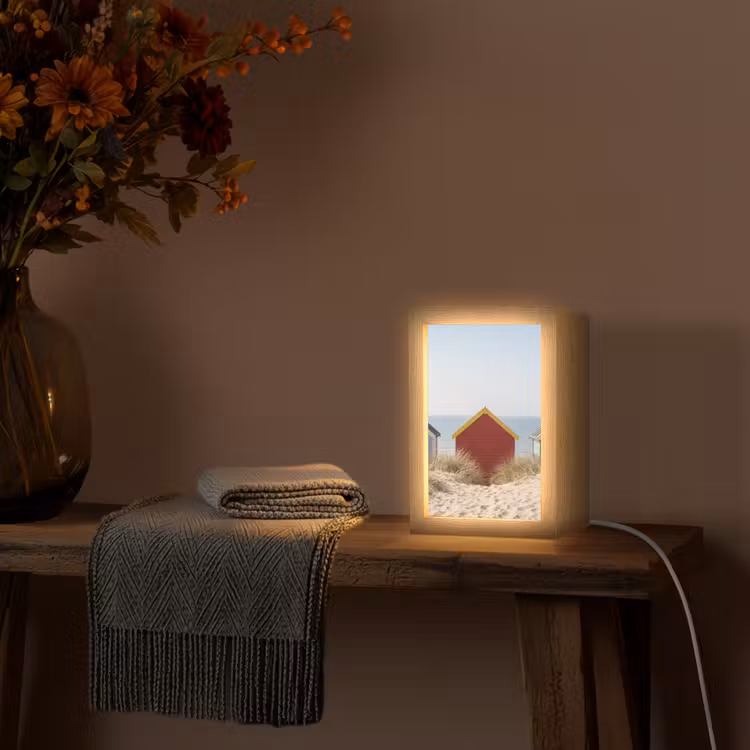 Strand - Huisjes - Kleurrijk - Duinen Light Box met kabel (Tafellamp) klein -sfeer4