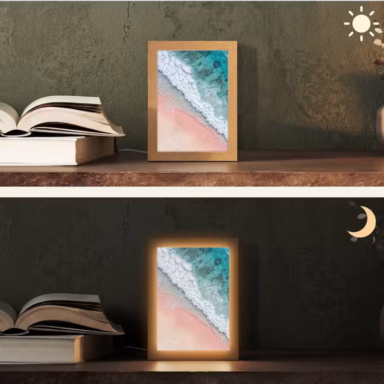 Strand - Oceaan - Golven - Roze Zand - Natuur Light Box met kabel (Tafellamp) klein -sfeer3