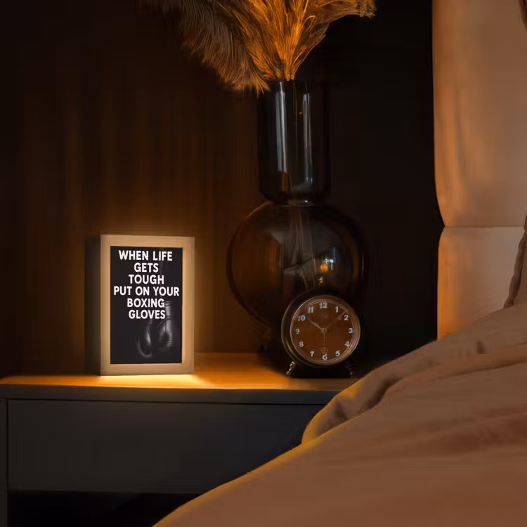 Tekst - Bokshandschoenen - Wit Light Box met kabel (Tafellamp) klein -sfeer1