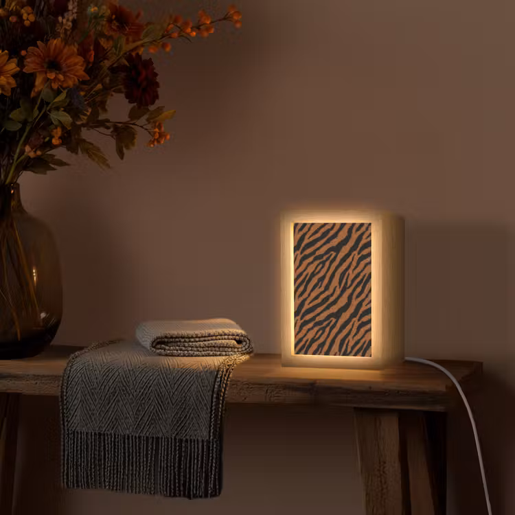 Tijger - Vacht - Zwart Light Box met kabel (Tafellamp) klein 925 -sfeer4