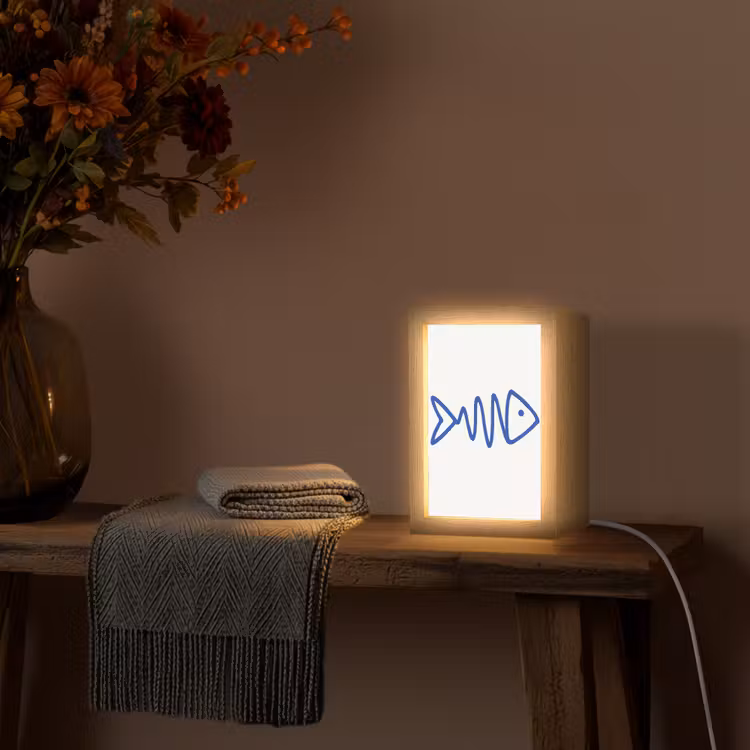Vis - Minimalistisch - Blauw - Lijn Light Box met kabel (Tafellamp) klein -sfeer4