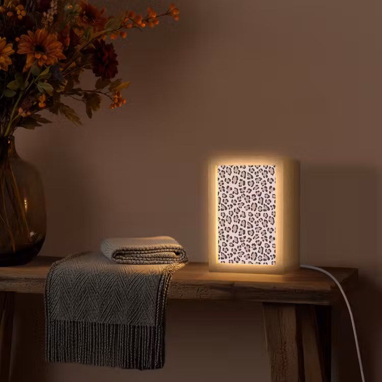 Vlekken - Beige - Luipaard Light Box met kabel (Tafellamp) klein 925 -sfeer4