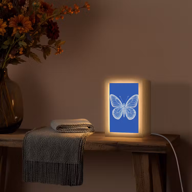 Vlinder - Wit - Getekend - Stippen Light Box met kabel (Tafellamp) klein -sfeer4