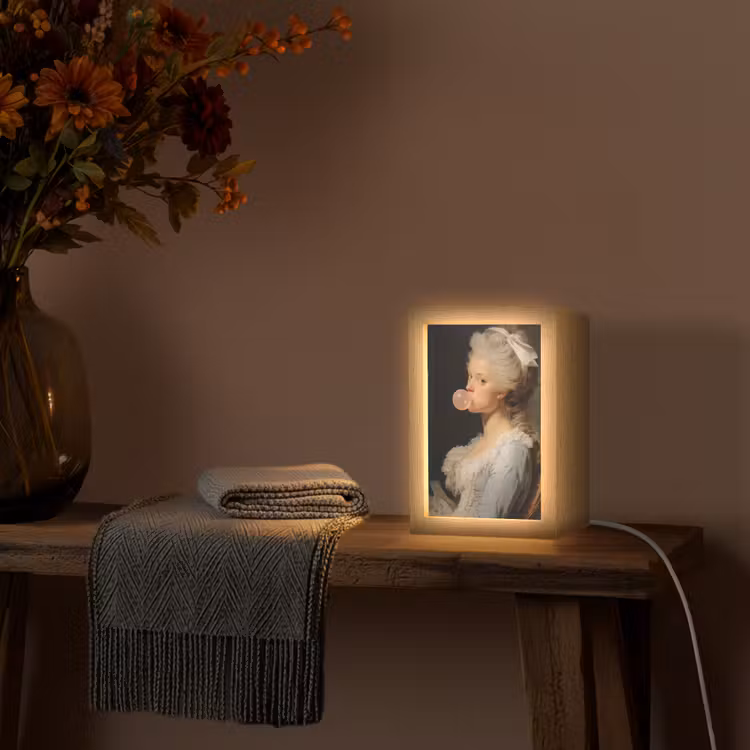 Vrouw - Barokjurk - Kauwgom Light Box met kabel (Tafellamp) klein -sfeer4