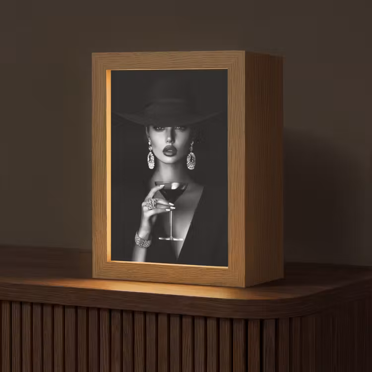 Vrouw - Cocktail - Chic Light Box met kabel (Tafellamp) klein -z3d_website