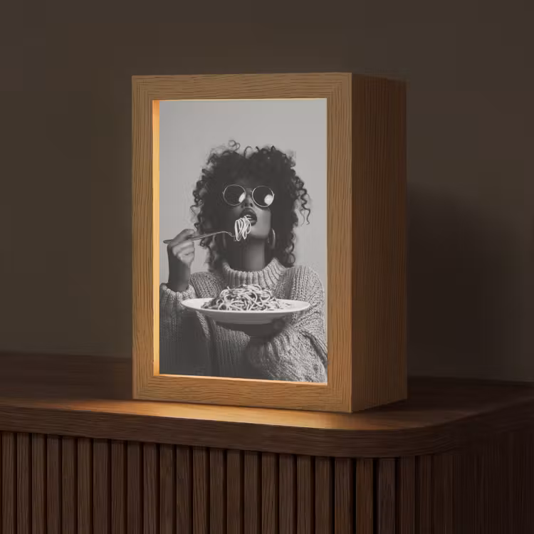 Vrouw - Pasta - Zwart - Wit Light Box met kabel (Tafellamp) klein -z3d_website