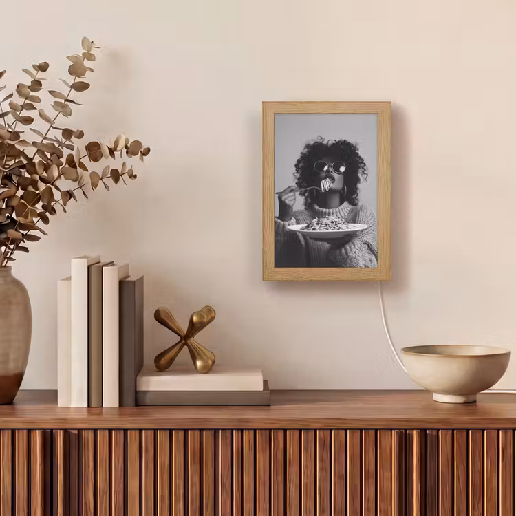 Vrouw - Pasta - Zwart - Wit Light Box met kabel (Tafellamp) klein -sfeer2