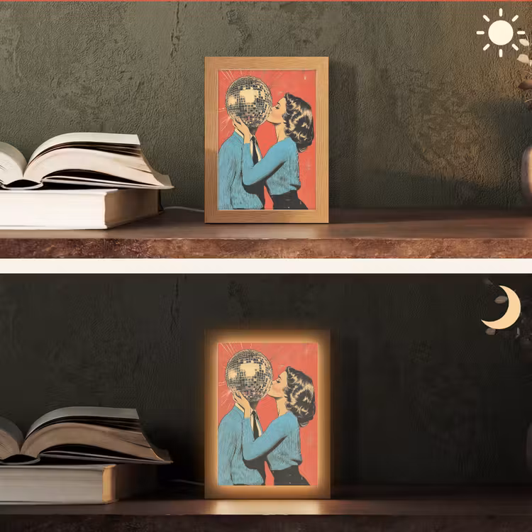 Vrouw - Retro - Discobal - Kus Light Box met kabel (Tafellamp) klein -sfeer3