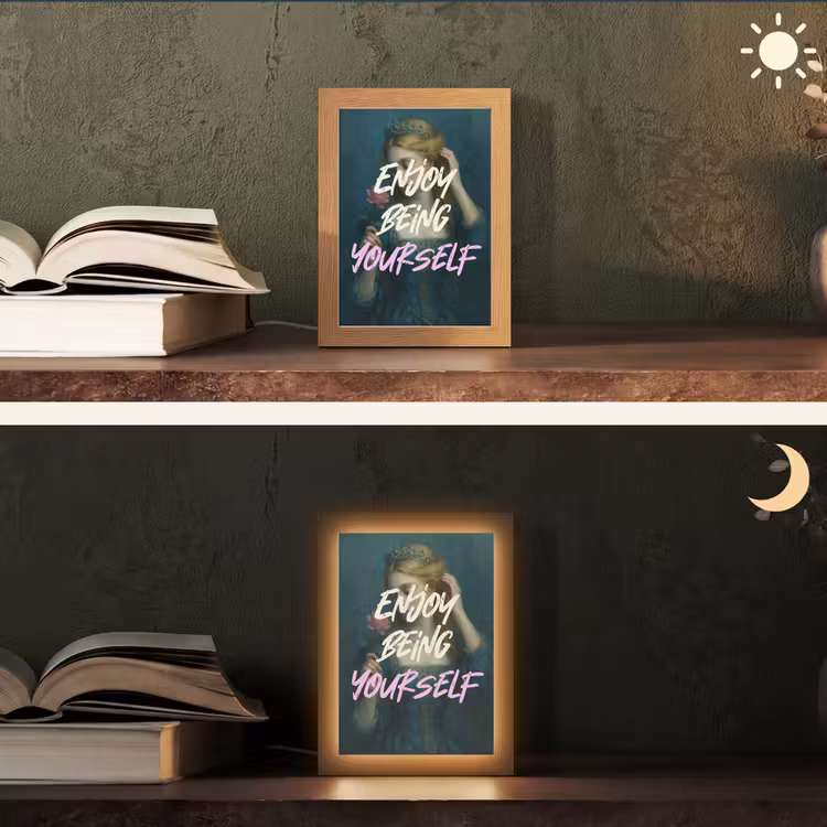 Vrouw - Roos - Quote Light Box met kabel (Tafellamp) klein -sfeer3