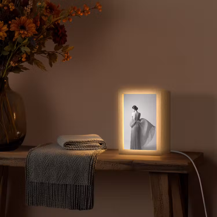 Vrouw - Rug - Textuur - Zwart - Wit - Elegant Light Box met kabel (Tafellamp) klein -sfeer4