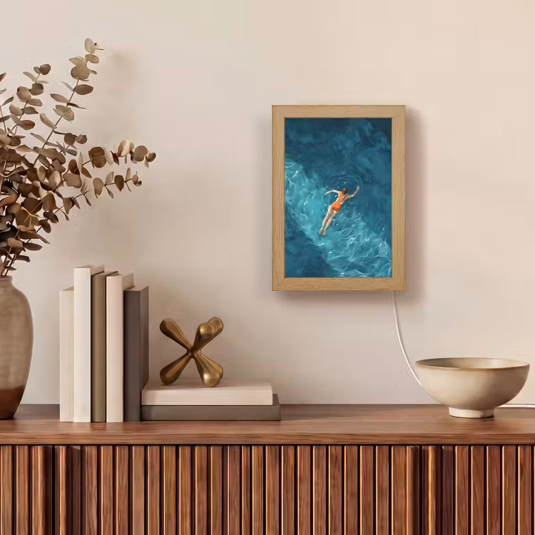 Vrouw - Water - Bikini - Oranje Light Box met kabel (Tafellamp) klein -sfeer2