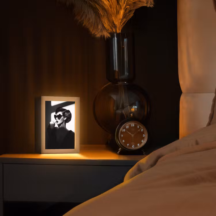 Vrouw - Zwart - Hart Light Box met kabel (Tafellamp) klein -sfeer1