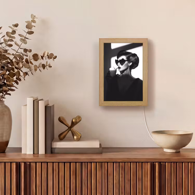 Vrouw - Zwart - Hart Light Box met kabel (Tafellamp) klein -sfeer2