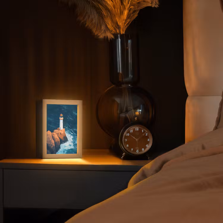 Vuurtoren - Rots - Zee - Golven Light Box met kabel (Tafellamp) klein -sfeer1