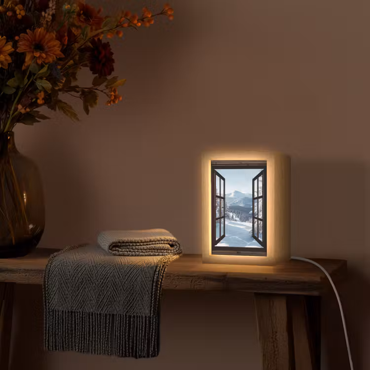 Winter - Landschap - Natuur - Berg - Bomen - Doorkijk - Uitzicht Light Box met kabel (Tafellamp) klein -sfeer4