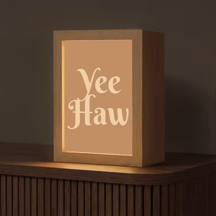 Yee haw - Bruin - Minimalistisch Light Box met kabel (Tafellamp) klein -z3d_website