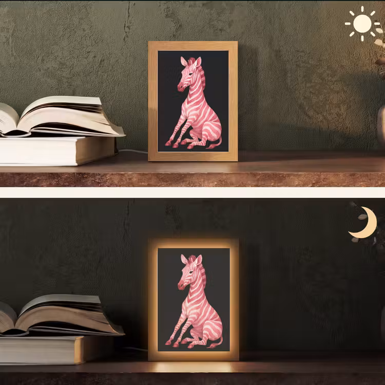 Zebra - Roze - Gestreept Light Box met kabel (Tafellamp) klein -sfeer3