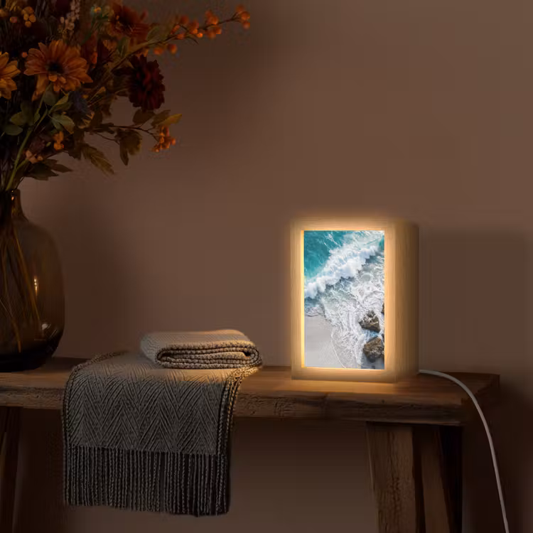 Zee - Golf - Strand - Natuur - Blauw Light Box met kabel (Tafellamp) klein -sfeer4