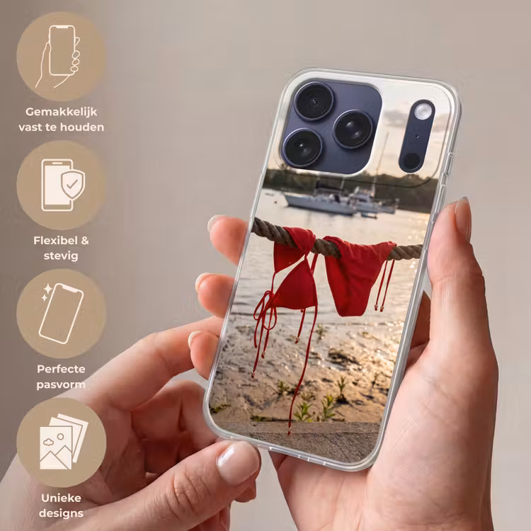 Badkleding - Rood - Zomer - Water - Zonsondergang Telefoonhoesje iPhone 17 Pro klein -sfeer3_NL
