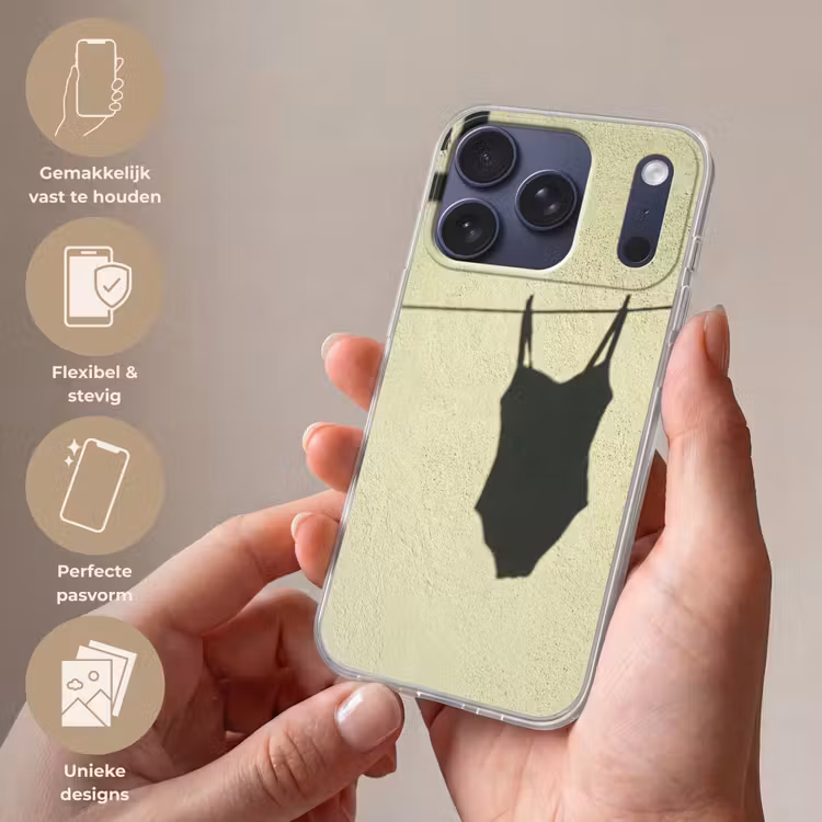 Badpak - Schaduw - Muur - Zomer - Minimalistisch Telefoonhoesje iPhone 17 Pro klein -sfeer3_NL