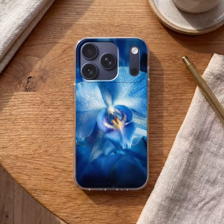 Blauw - Orchidee - Elegeant Telefoonhoesje iPhone 17 Pro klein -sfeer1