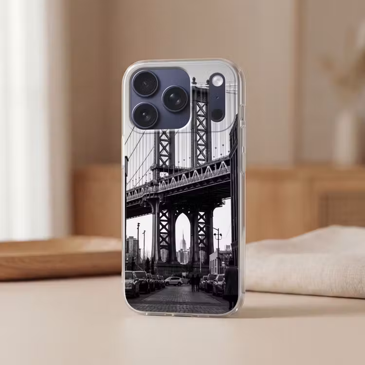 Brug - Stad - Architectuur - Modern - Zwart-wit Telefoonhoesje iPhone 17 Pro klein -sfeer2