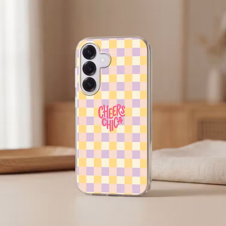 Cheers Chica - Ruitjes - Lila - Geel Telefoonhoesje Samsung Galaxy S26 klein -sfeer2