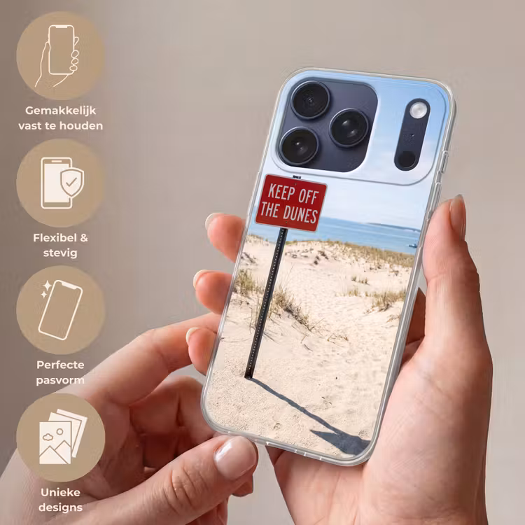 Duin - Bord - Kust - Landschap - Rood Telefoonhoesje iPhone 17 Pro klein -sfeer3_NL