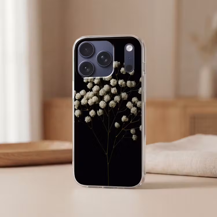 Gipskruid - Bloemetjes - Wit - Minimalistisch Telefoonhoesje iPhone 17 Pro klein -sfeer2